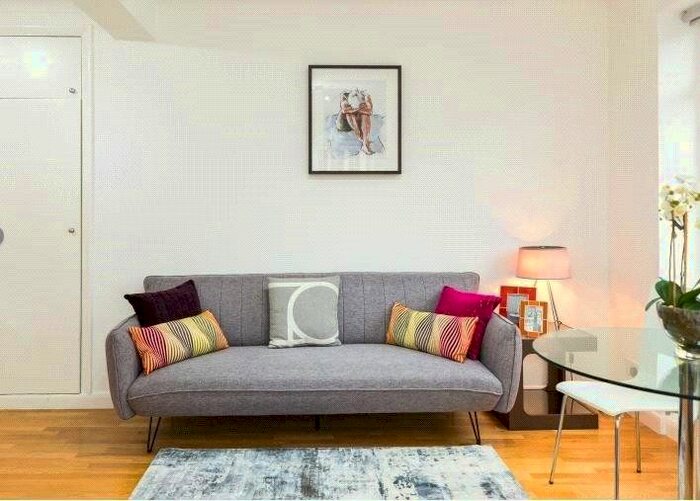 Studio To Rent In Warren Court, Euston Road, London, NW1