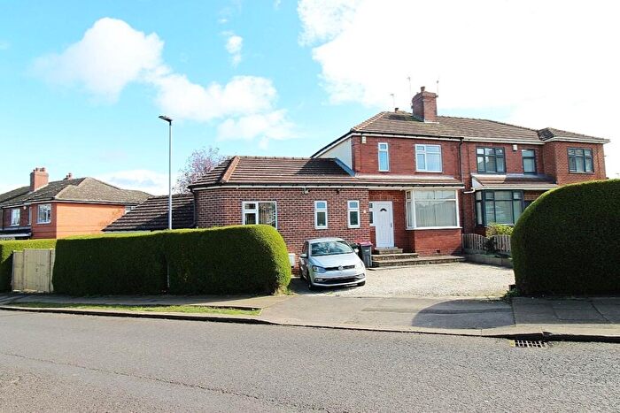 3 Bedroom Semi Detached House For Sale In Oakwood Drive, Rotherham, S60