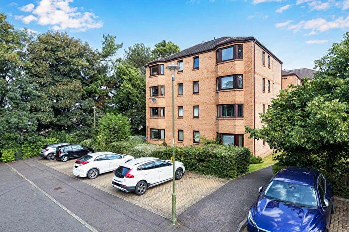 2 Bedroom Flat For Sale In / Craigend Park, Liberton, Edinburgh, EH16