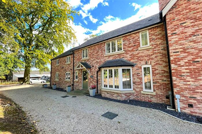 4 Bedroom House To Rent In Beechwood Estate, Roundhay, Leeds, LS8