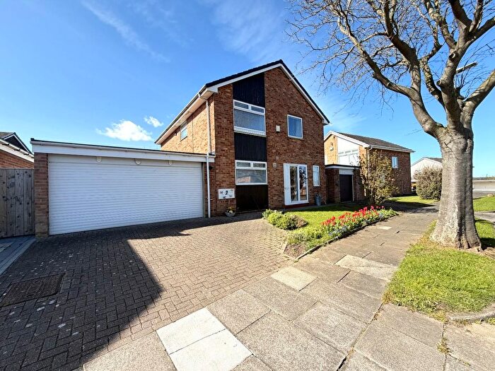 4 Bedroom Detached House For Sale In The Crest, Hartlepool, TS26