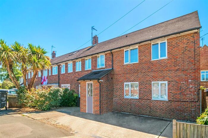 1 Bedroom End Terrace House To Rent In Oxford Road, Canterbury, CT1