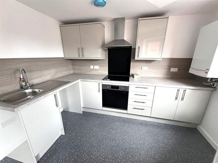 2 Bedroom Flat To Rent In Keary Street, Stoke-On-Trent, ST4