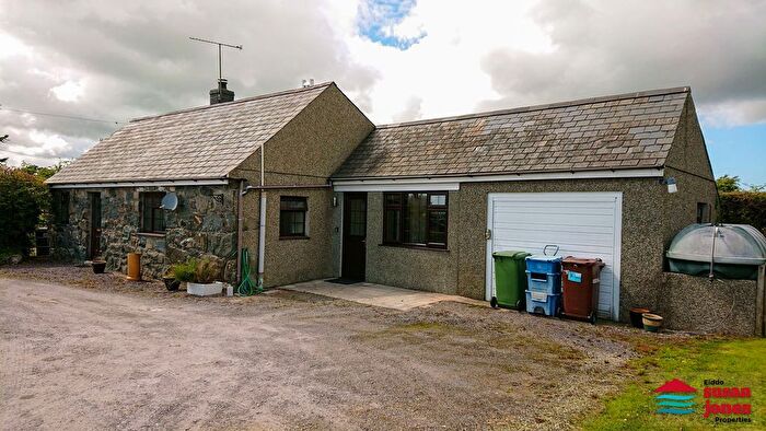 2 Bedroom Bungalow For Sale In Llangybi, Pwllheli, LL53