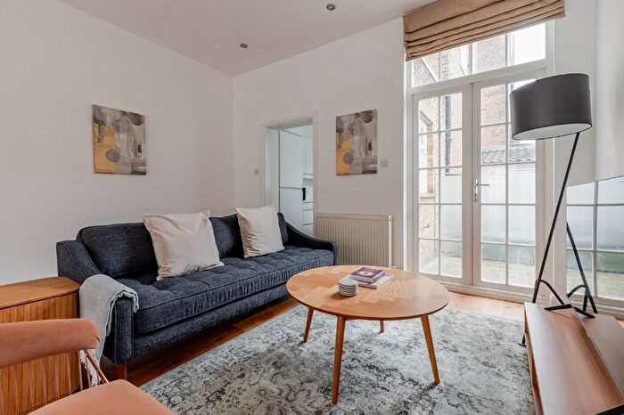 2 Bedroom Apartment To Rent In Ivor Place, London, NW1