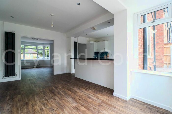 3 Bedroom Semi-Detached House To Rent In Caverstede Road, Peterborough, PE4