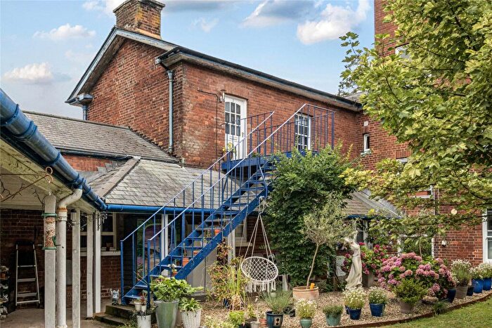 1 Bedroom Apartment For Sale In Western Road, Crediton, Devon, EX17