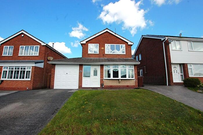 3 Bedroom Detached House To Rent In Bristol Avenue, Ashton-under-Lyne, Greater Manchester, OL6