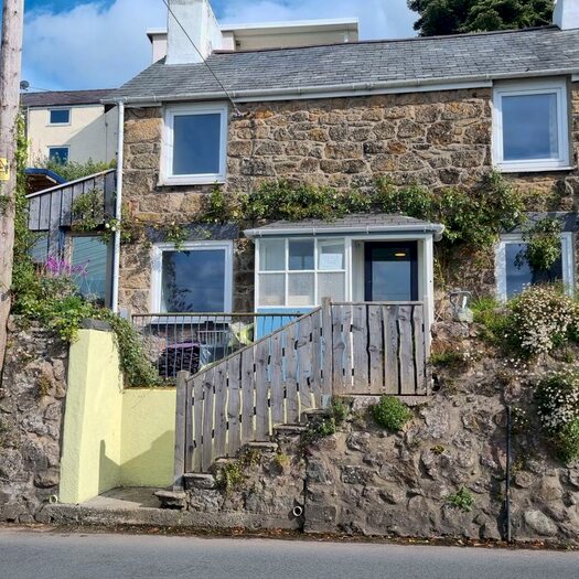 2 Bedroom Detached House To Rent In Caernarfon Road, Y Felinheli, LL56