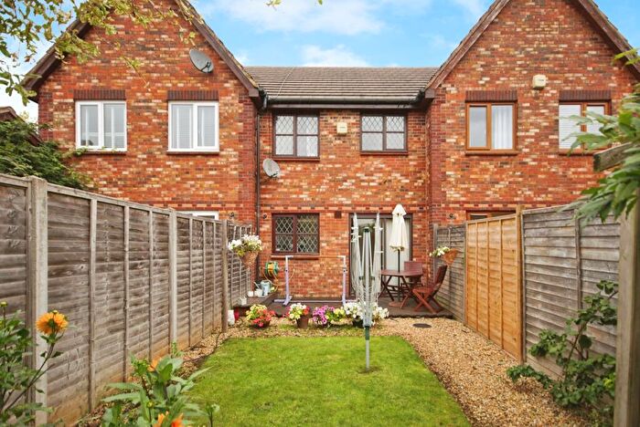 2 Bedroom Terraced House For Sale In Westons Hill Drive, Emersons Green, Bristol, BS16