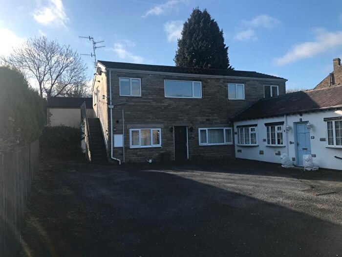 2 Bedroom Maisonette To Rent In Mews Cottages, Kendall Avenue, Shipley, West Yorkshire, BD18