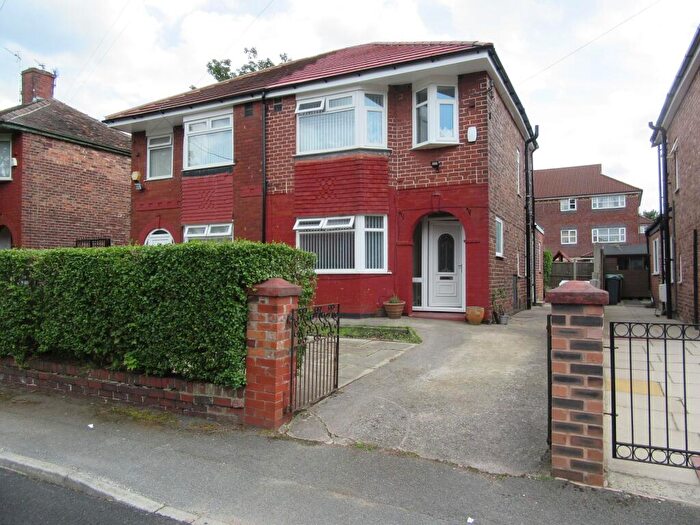 3 Bedroom Semi-Detached House To Rent In Eastholme Drive, Levenshulme, Manchester., M19