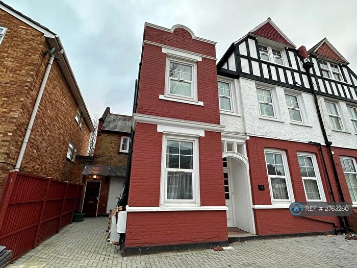 5 Bedroom Flat To Rent In Beaufort Road, Kingston Upon Thames, KT1