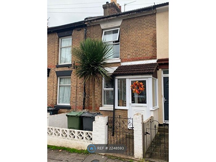 3 Bedroom Terraced House To Rent In Bower Street, Maidstone, ME16