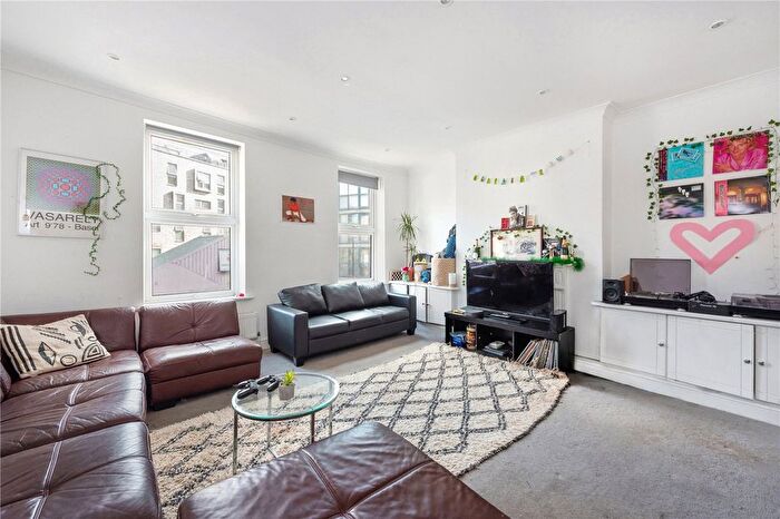 3 Bedroom Flat To Rent In Redchurch Street, London, E2