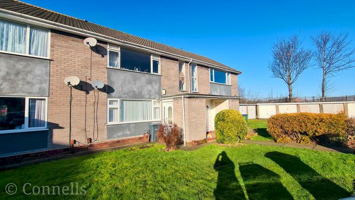 1 Bedroom Flat To Rent In Tudor Court, Tipton, DY4