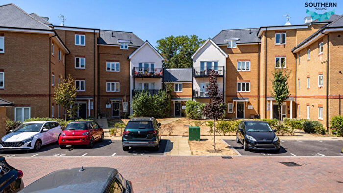 1 Bedroom Flat For Sale In Sistine House, Caesar Road, Beckenham, BR3