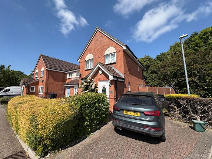 3 Bedroom House To Rent In Bentley Drive, Harlow, CM17