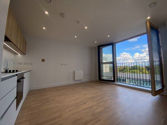 1 Bedroom Apartment To Rent In Riverside View, Keynsham, BS31