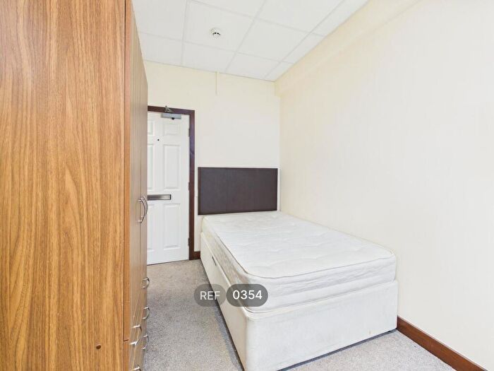 1 Bedroom Hotel Room To Rent In Anchor House, Anlaby Road, HU3