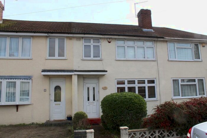 3 Bedroom Terraced House To Rent In Lancaster Drive, Hornchurch, London, RM12