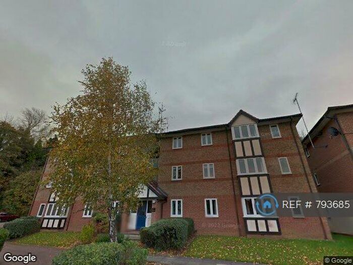 2 Bedroom Flat To Rent In Fallow Rise, Hertford, SG13
