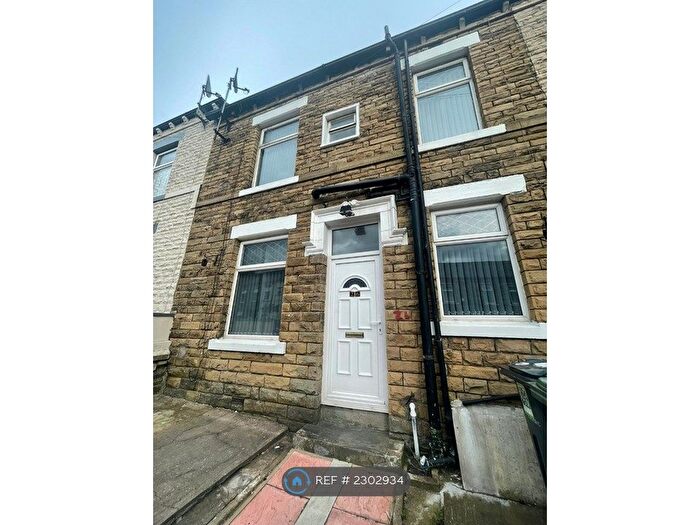 2 Bedroom Terraced House To Rent In Wingfield Street, Bradford, BD3