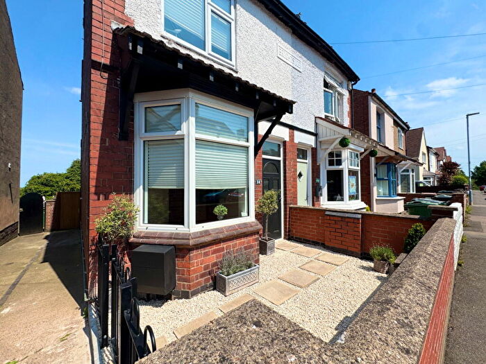 3 Bedroom Semi Detached House For Sale In Kings Road, Shepshed, Loughborough, LE12