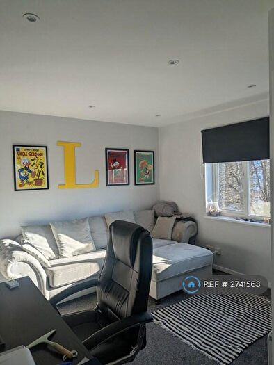 1 Bedroom Flat To Rent In St. Leonards Park, East Grinstead, RH19