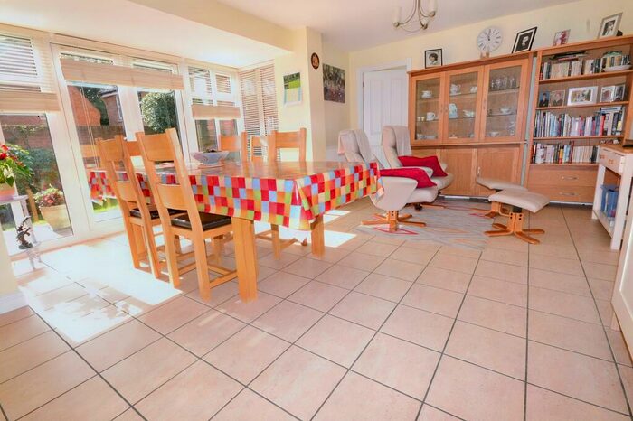 4 Bedroom Detached House For Sale In Onslow Road, GL18