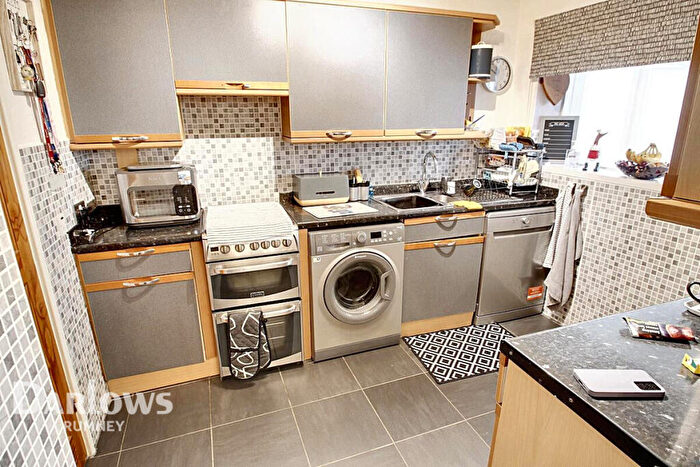 3 Bedroom End Of Terrace House For Sale In Ferntree Drive, Cardiff, CF3