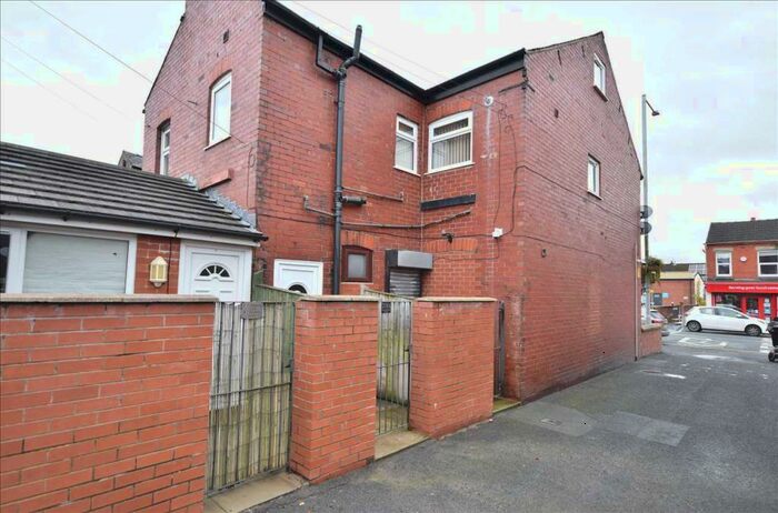2 Bedroom Flat To Rent In Spendmore Lane, Coppull, Chorley, PR7