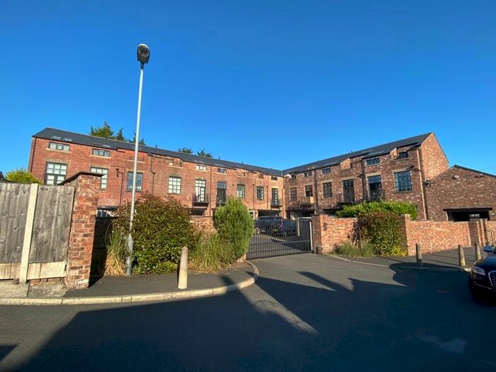 1 Bedroom Flat To Rent In Shaw Lodge, Lodge Street, Wardle, Rochdale, OL12