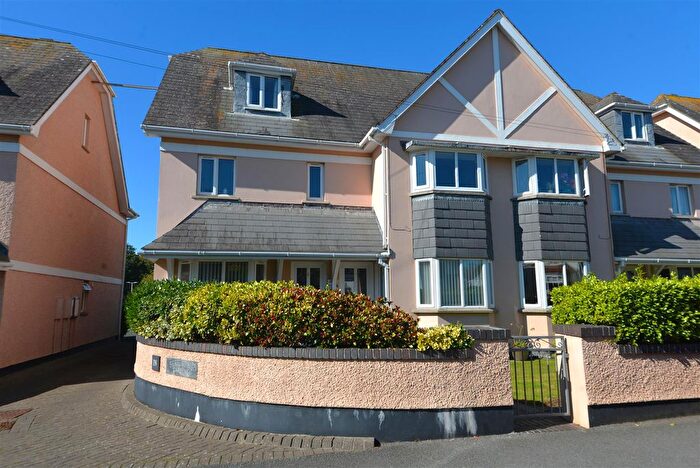 2 Bedroom Flat For Sale In Serpentine Gardens, Serpentine Road, Tenby, SA70