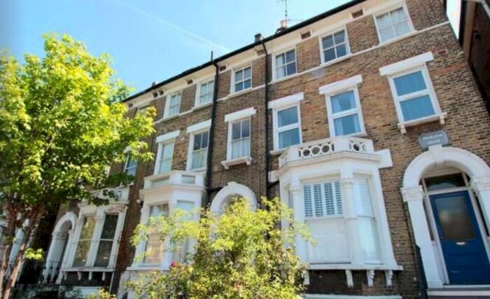 2 Bedroom Flat To Rent In South Lambeth Road, London, SW8