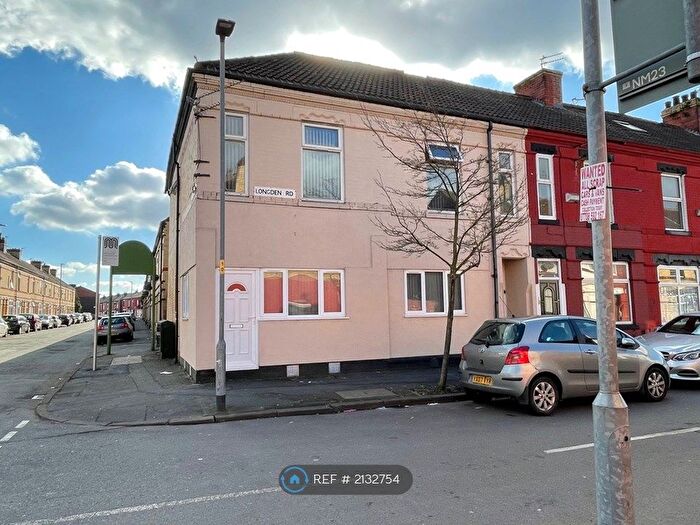 1 Bedroom Flat To Rent In Longsight, Manchester, M12
