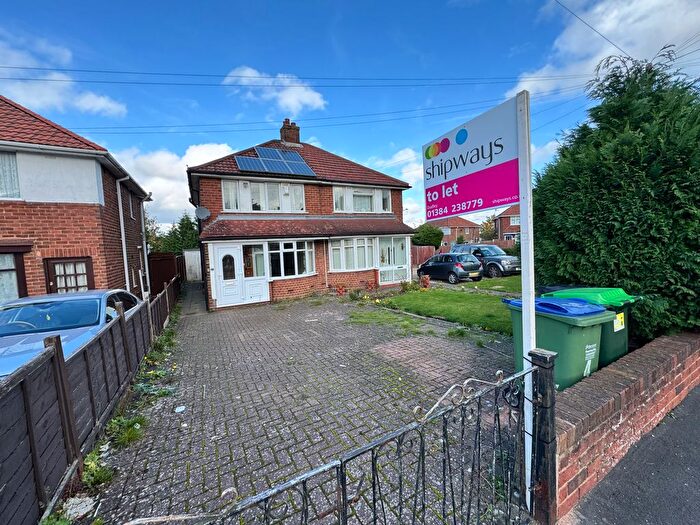 2 Bedroom Property To Rent In Aston Road, Tividale, Oldbury, B69