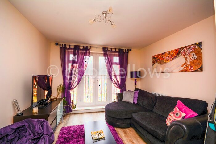 1 Bedroom Flat To Rent In Field House, Schoolgate Drive, Morden, Surrey, SM4