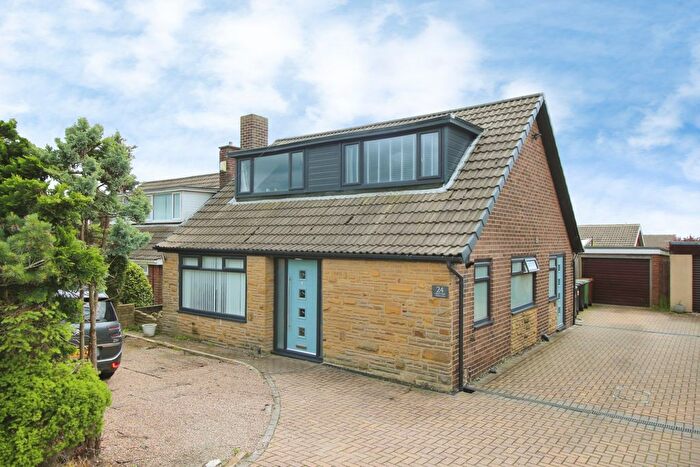 3 Bedroom Detached Bungalow For Sale In Hesketh Lane, Wakefield, WF3