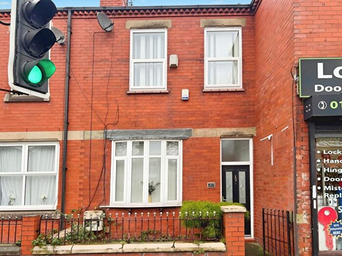 3 Bedroom Terraced House For Sale In Chapel Street, Leigh, WN7