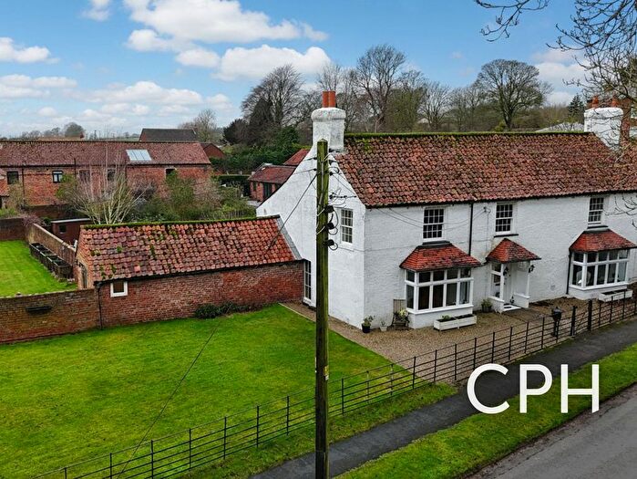 5 Bedroom Detached House For Sale In Front Street, Wold Newton, YO25
