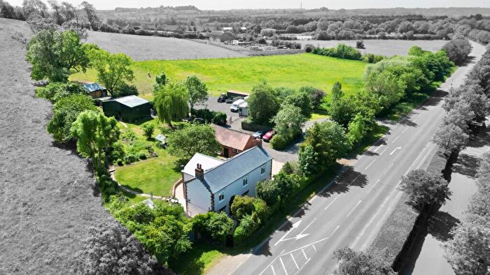 4 Bedroom Detached House For Sale In Daventry Road, Staverton, NN11