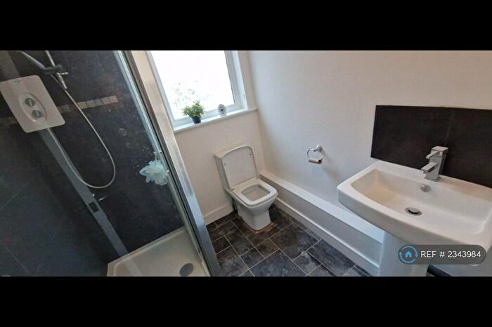 1 Bedroom Flat To Rent In Manchester Road, Burnley, BB11