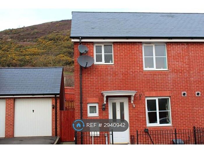 3 Bedroom Semi-Detached House To Rent In Marcroft Road, Swansea, SA1