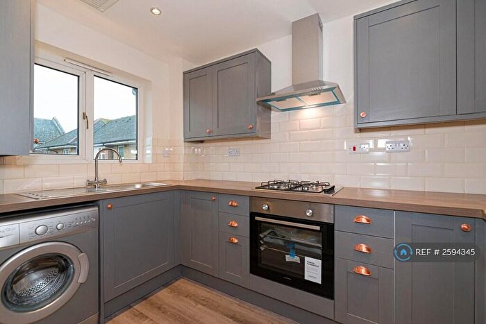 1 Bedroom Flat To Rent In Roma Court, London, SW12