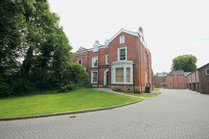 1 Bedroom Flat To Rent In Wilmslow Road, Didsbury, Manchester, M20