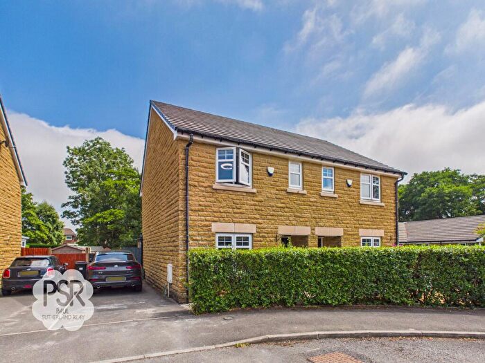 2 Bedroom Semi-Detached House For Sale In Canterbury Place, Chapel-En-Le-Frith, SK23