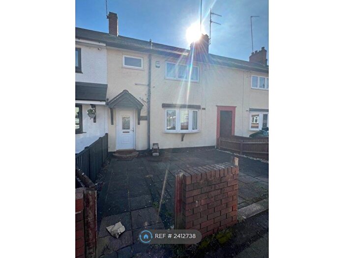 3 Bedroom Terraced House To Rent In Hereford Road, Dudley, DY2