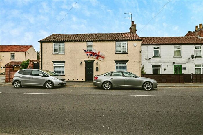 6 Bedroom Semi-Detached House For Sale In High Street, Hogsthorpe, Skegness, PE24