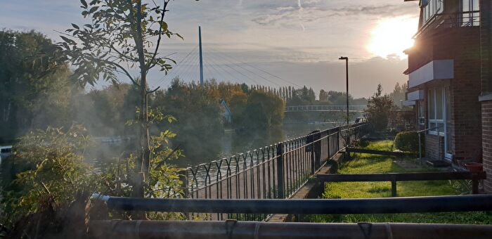 1 Bedroom Flat To Rent In Isis Court, Reading, Berkshire, RG1